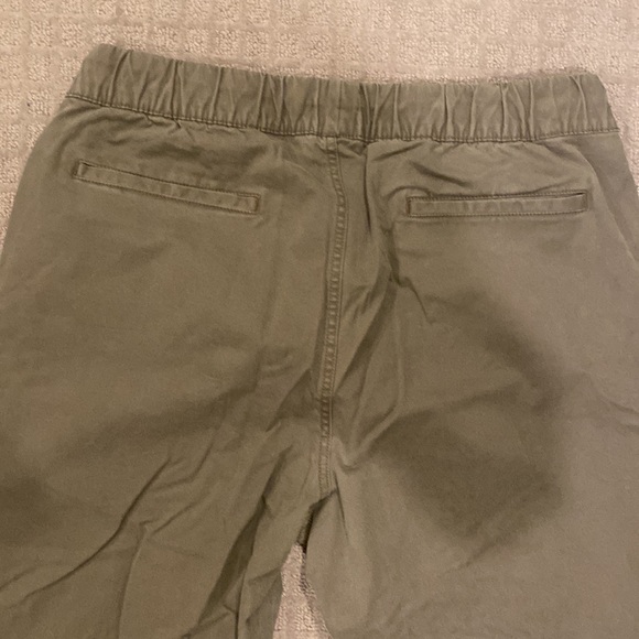 Old Navy Chino Joggers - Picture 4 of 4